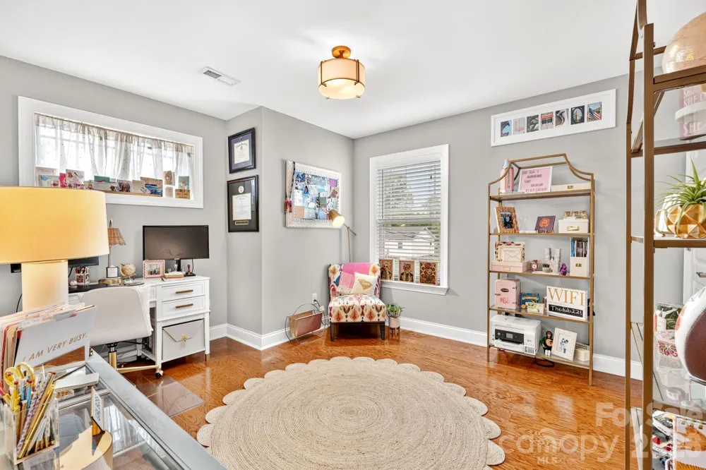 9 Winn Street Greenville, SC 29601