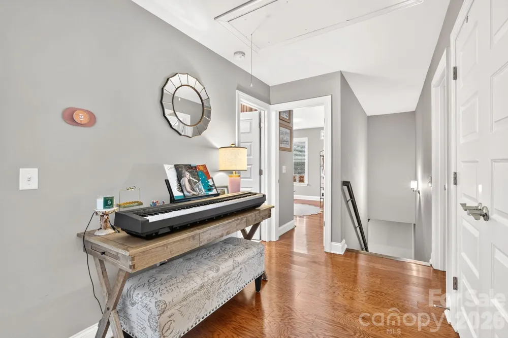 9 Winn Street Greenville, SC 29601