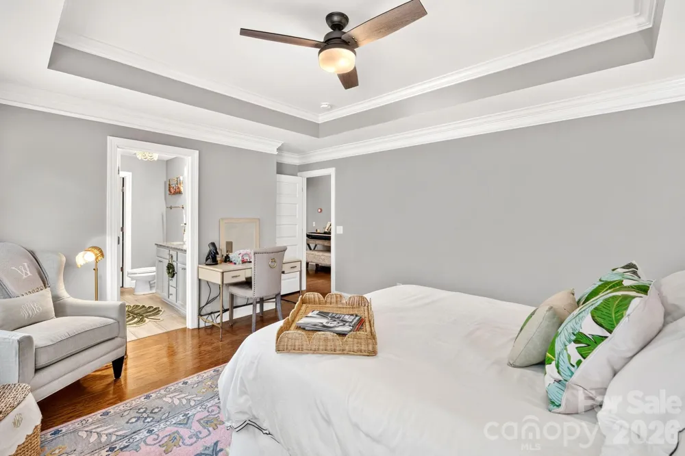 9 Winn Street Greenville, SC 29601