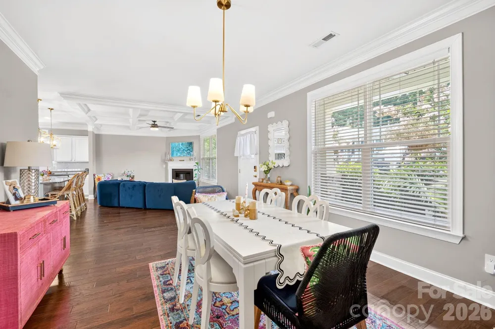 9 Winn Street Greenville, SC 29601