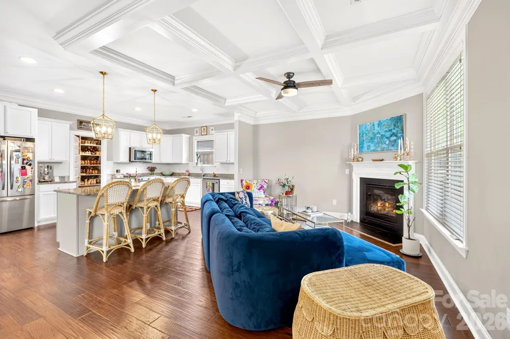 9 Winn Street Greenville, SC 29601