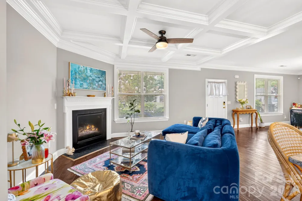 9 Winn Street Greenville, SC 29601