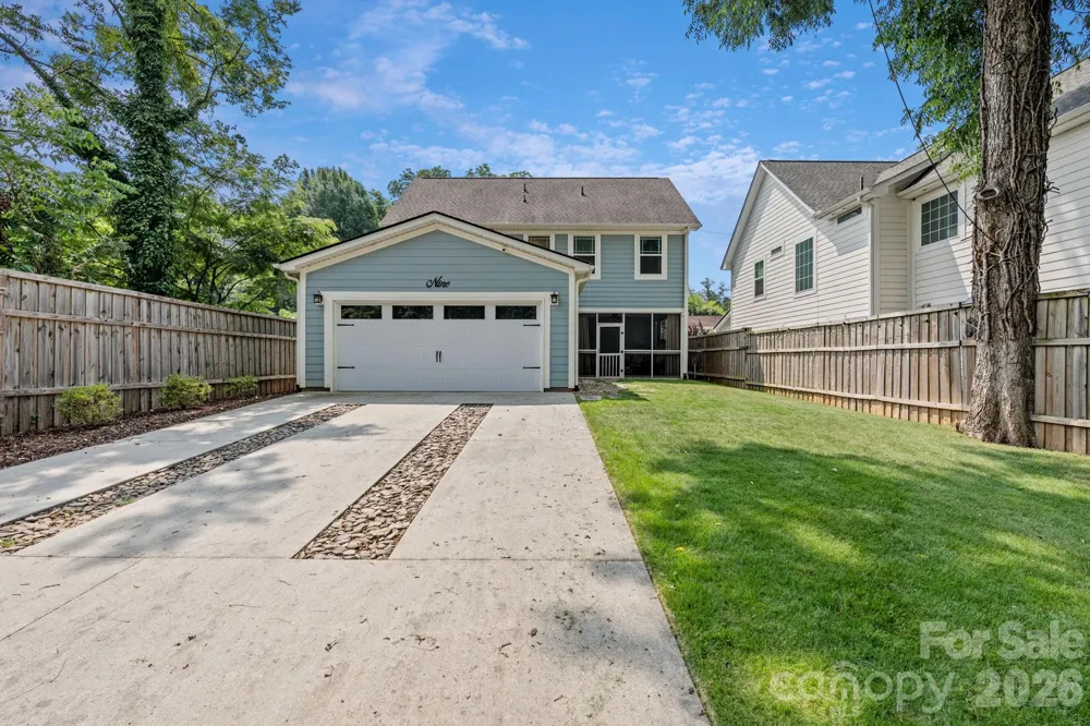9 Winn Street Greenville, SC 29601