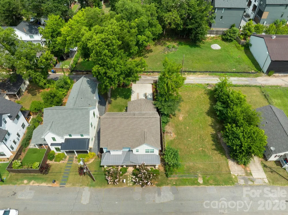 9 Winn Street Greenville, SC 29601