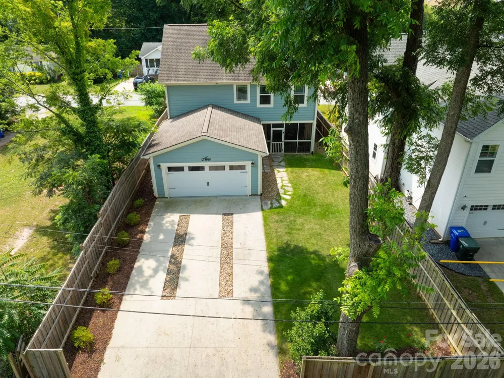 9 Winn Street Greenville, SC 29601