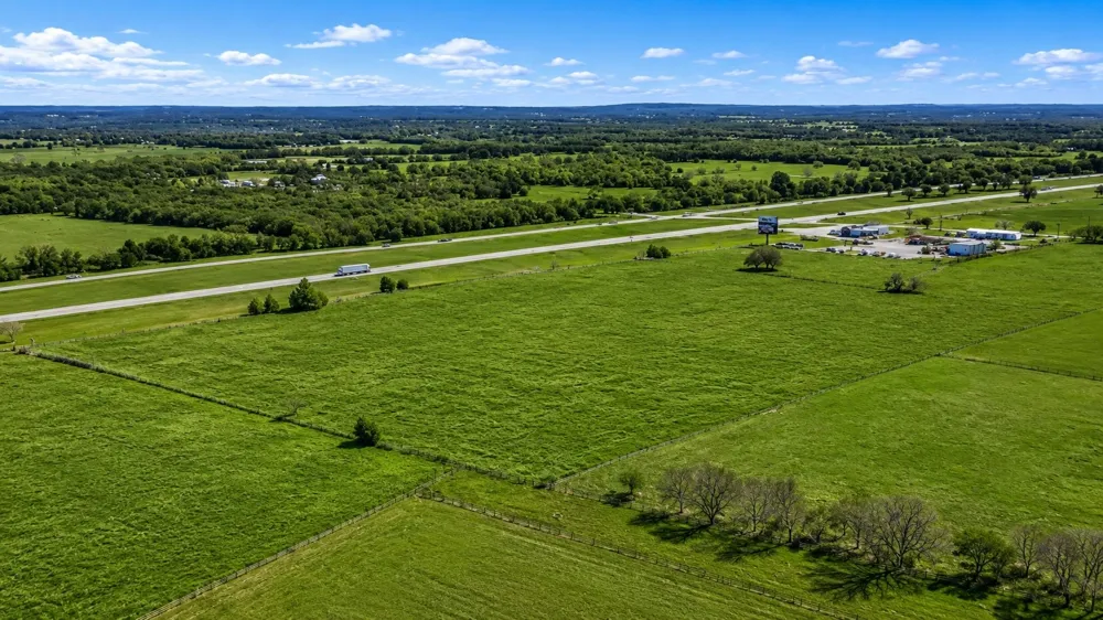 Hwy 81 Alvord, TX 76225