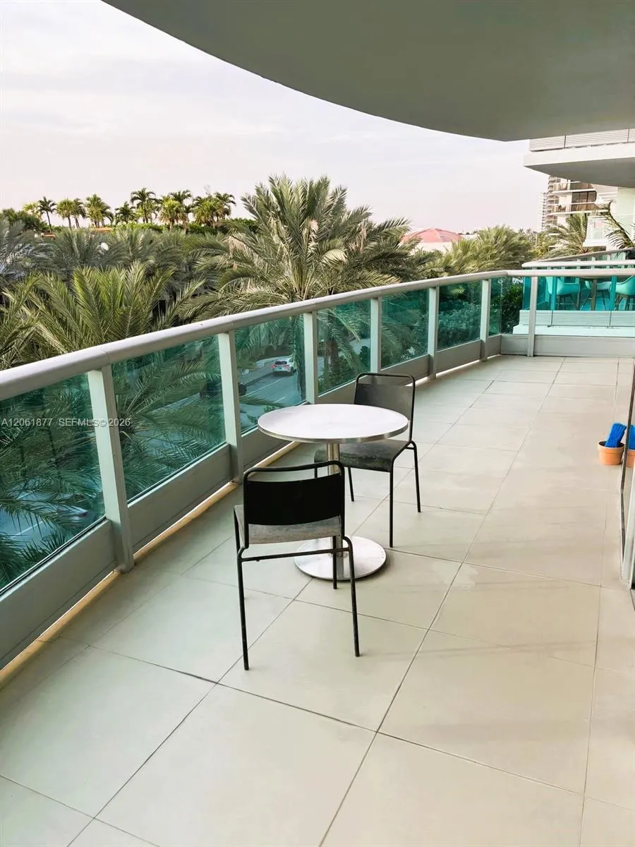 9401 Collins #401 Surfside, FL 33154