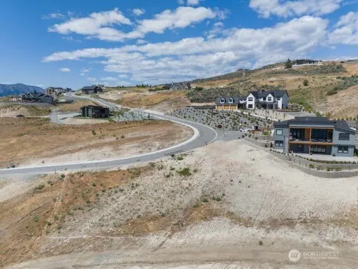 260 Apple Avenue Chelan, WA 98816