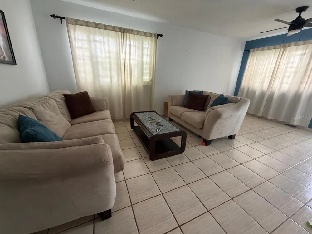 Calle 2 BLQ C, NUMERO 72 Rio Grande, PR 00745