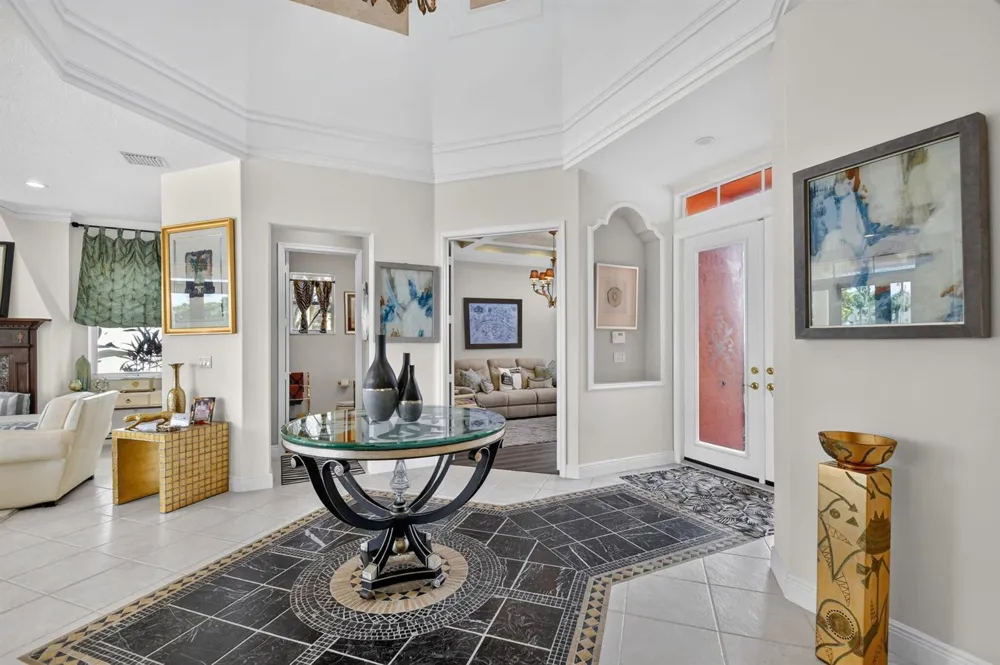 2279 Ridgewood Circle Royal Palm Beach, FL 33411