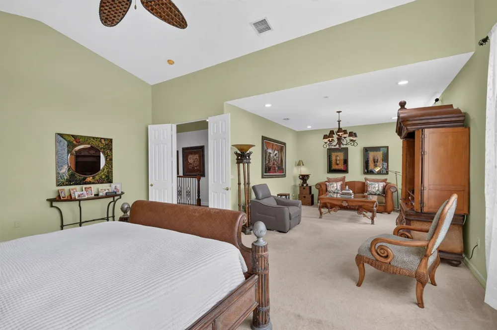 2279 Ridgewood Circle Royal Palm Beach, FL 33411
