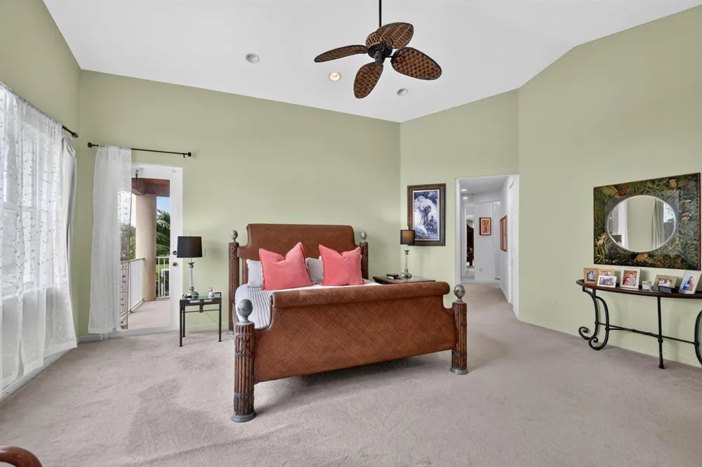2279 Ridgewood Circle Royal Palm Beach, FL 33411