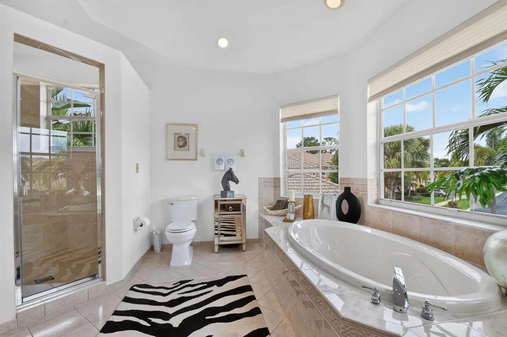 2279 Ridgewood Circle Royal Palm Beach, FL 33411