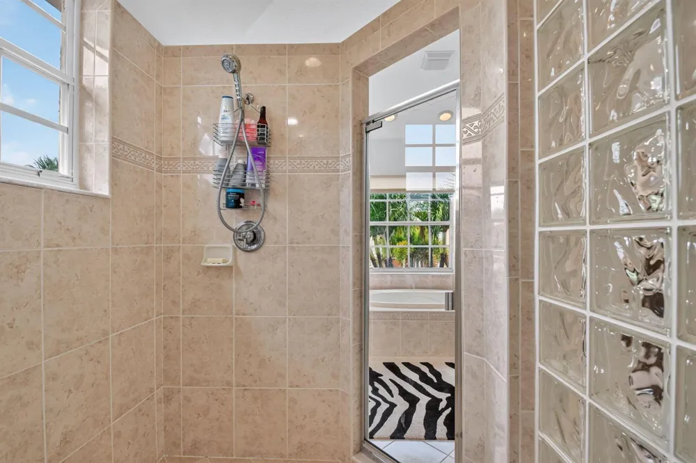 2279 Ridgewood Circle Royal Palm Beach, FL 33411