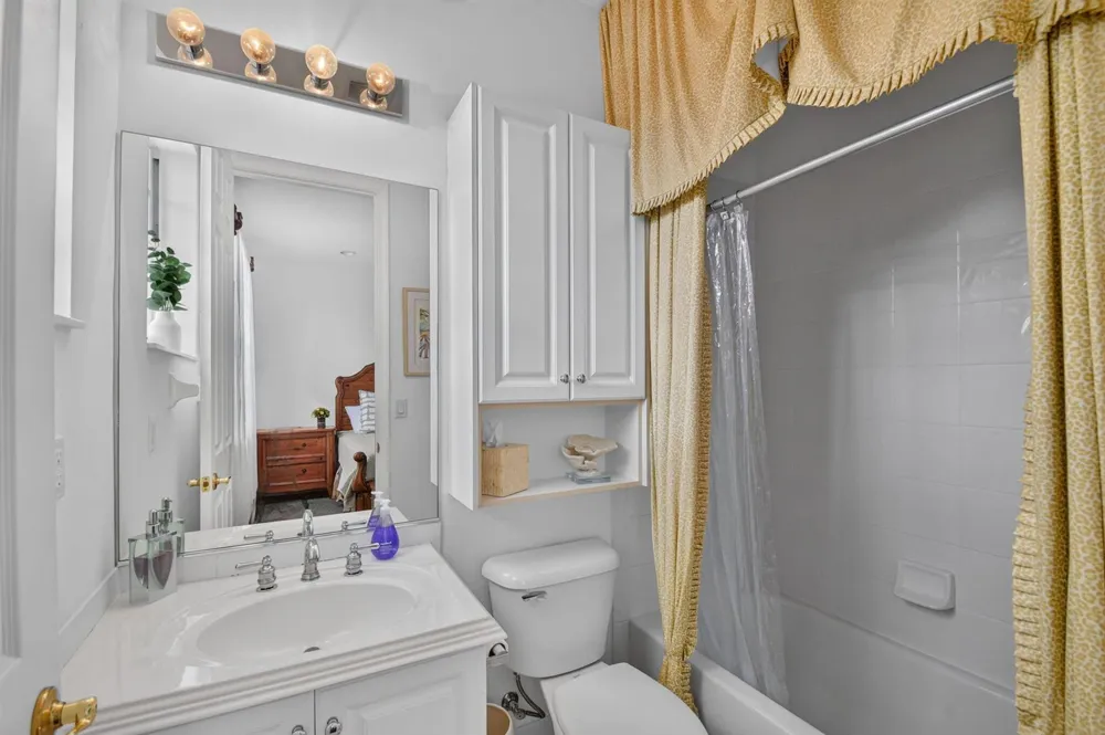 2279 Ridgewood Circle Royal Palm Beach, FL 33411