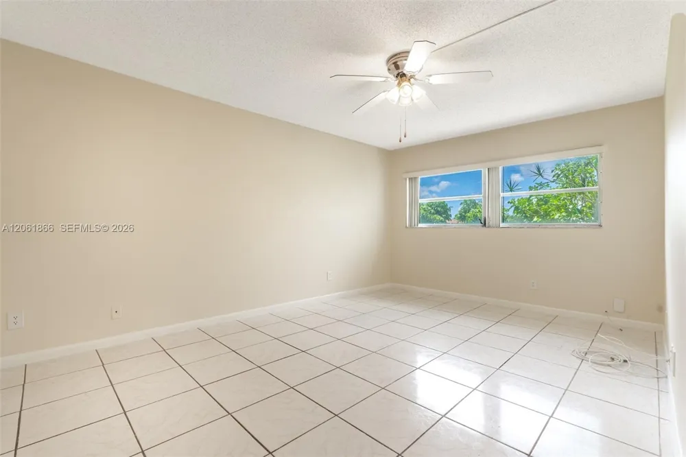 7877 Golf Cir Dr #108 Margate, FL 33063