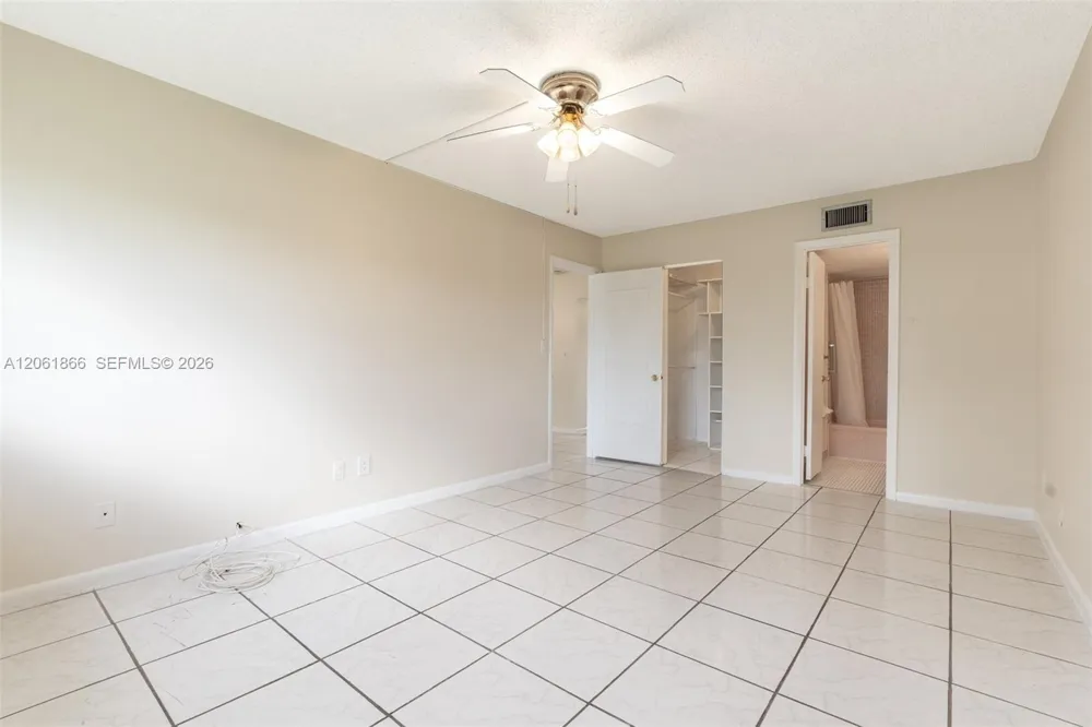 7877 Golf Cir Dr #108 Margate, FL 33063