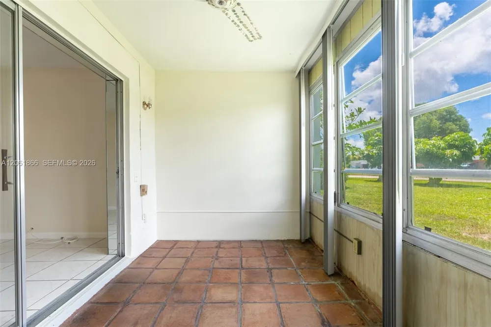 7877 Golf Cir Dr #108 Margate, FL 33063