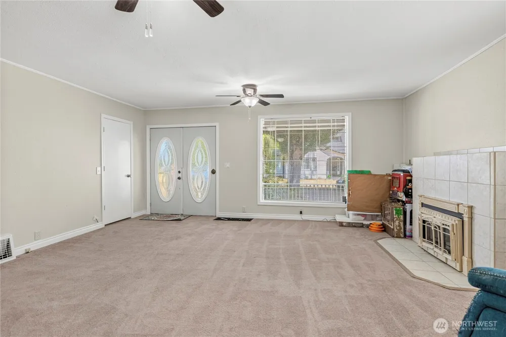 2619 Fir Street Longview, WA 98632