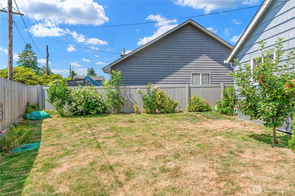 2619 Fir Street Longview, WA 98632