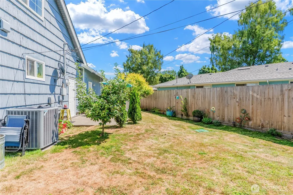 2619 Fir Street Longview, WA 98632