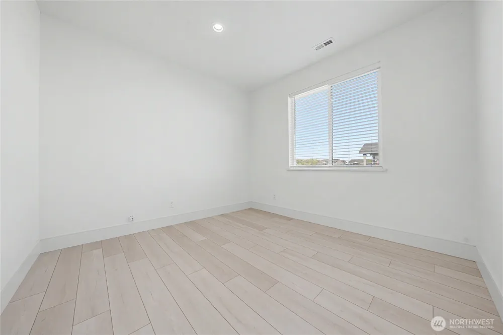 4103 NE Quinn Drive Moses Lake, WA 98837