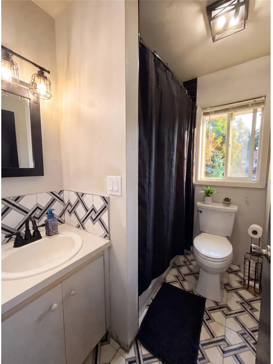 37318 CARTER AVENUE Dade City, FL 33523