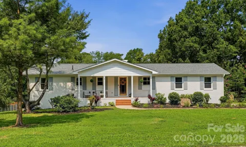 19924 Floral Lane