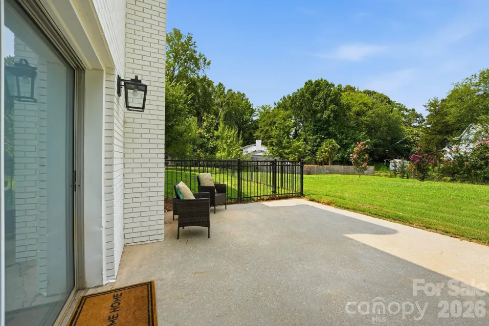 19924 Floral Lane Cornelius, NC 28031