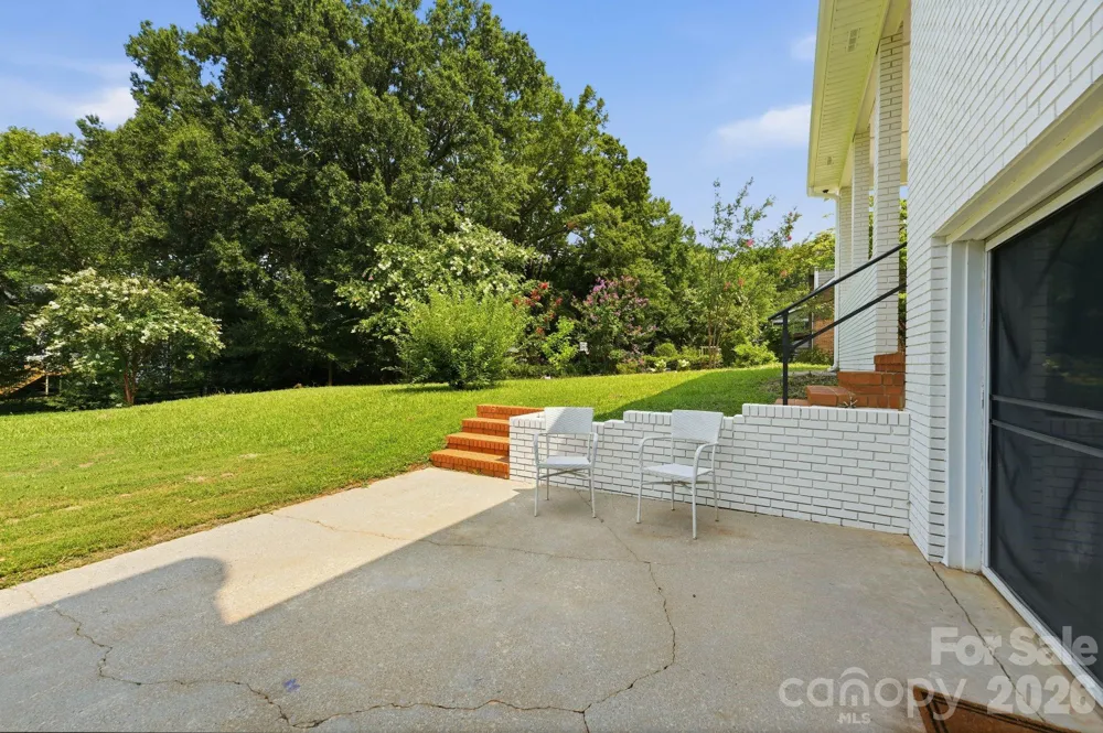 19924 Floral Lane Cornelius, NC 28031
