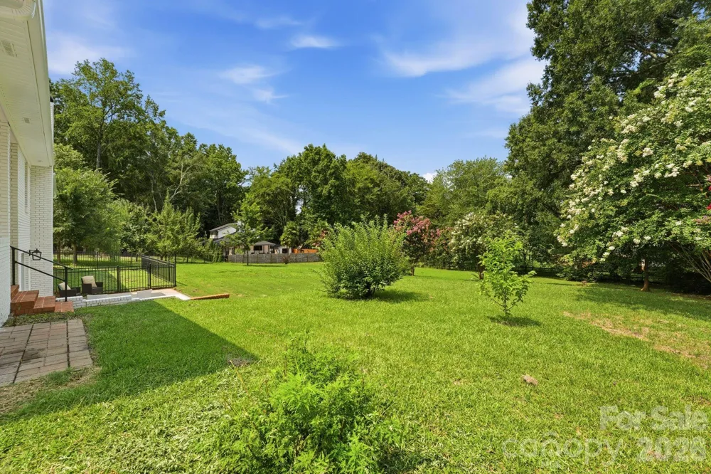 19924 Floral Lane Cornelius, NC 28031