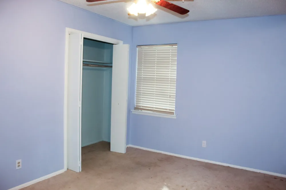 1210 Cozby Street S Benbrook, TX 76126