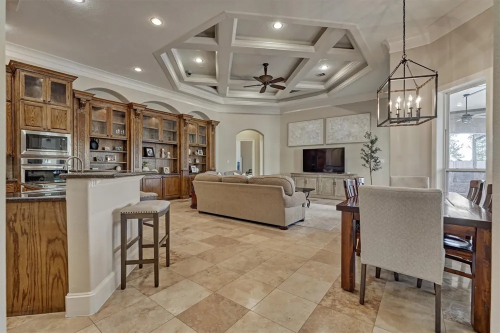 18823 Quiet Water Way Montgomery, TX 77356