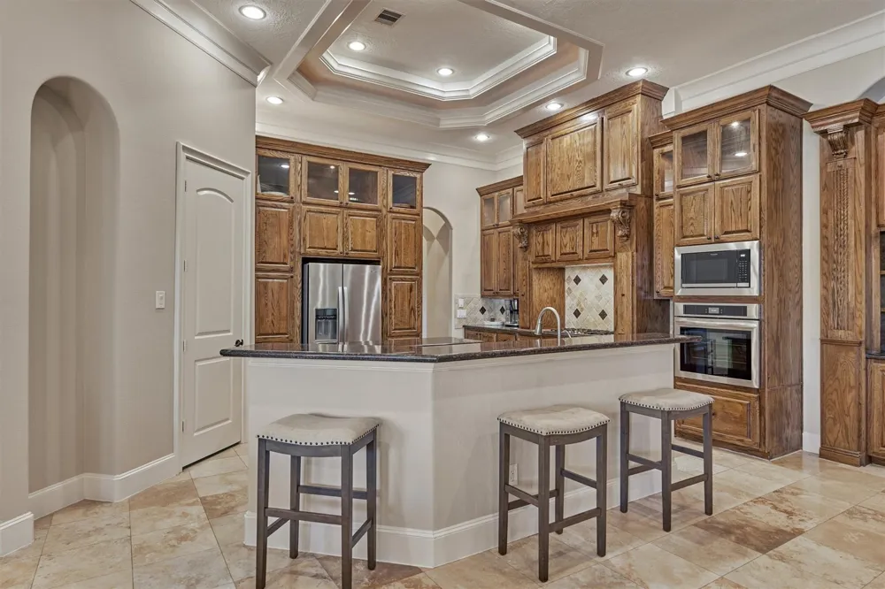 18823 Quiet Water Way Montgomery, TX 77356