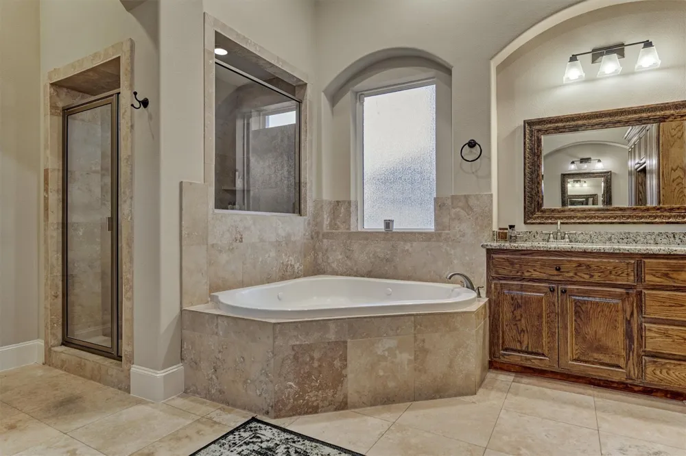 18823 Quiet Water Way Montgomery, TX 77356
