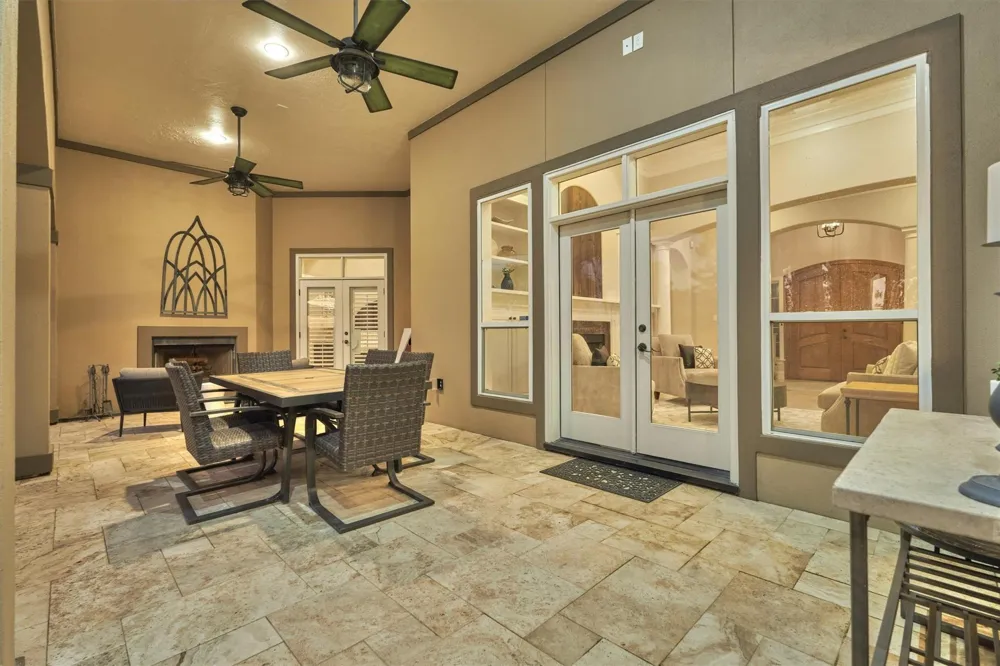18823 Quiet Water Way Montgomery, TX 77356