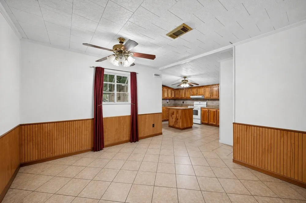 110 National Forest Road Cleveland, TX 77328
