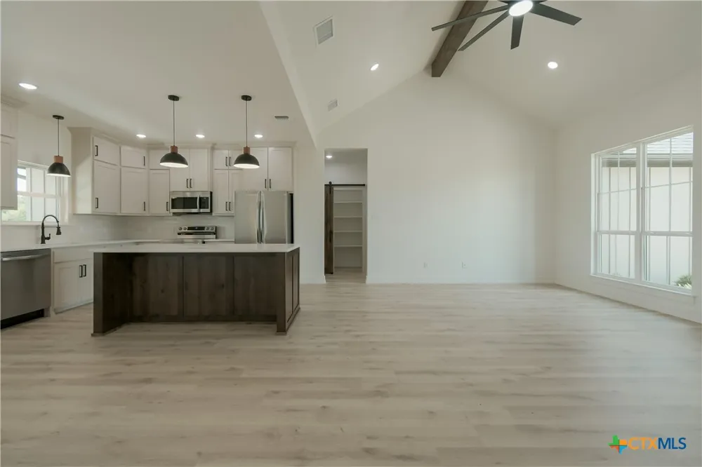 7889 Pecan Road Troy, TX 76579