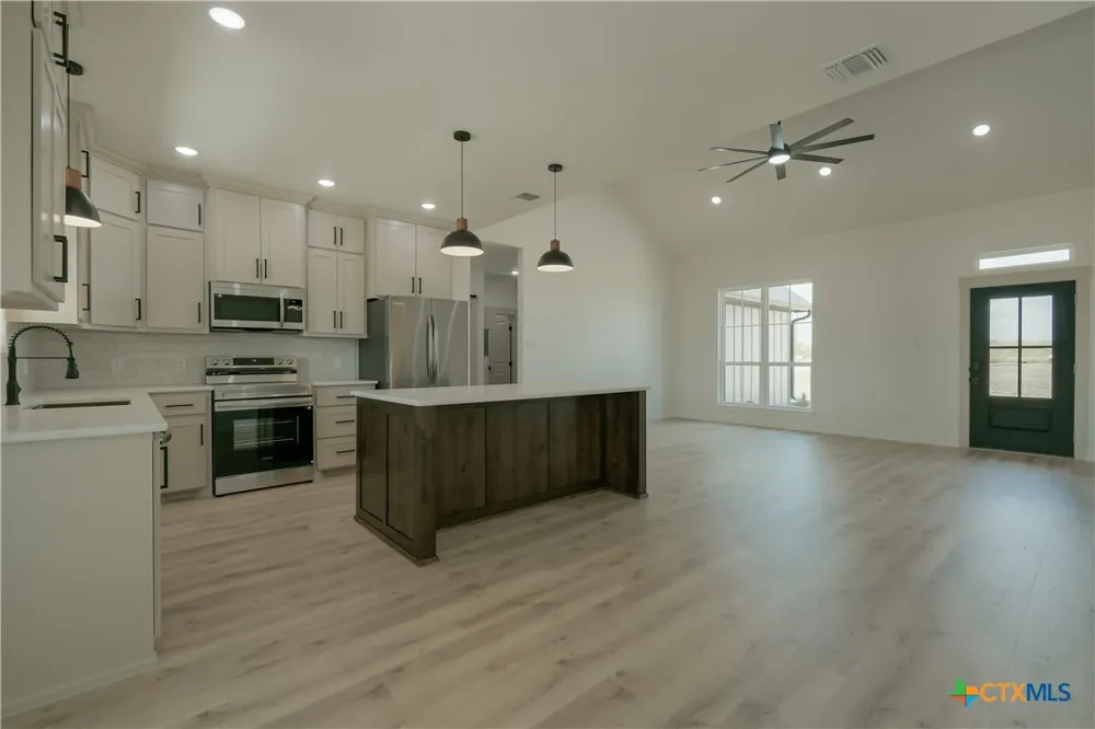 7889 Pecan Road Troy, TX 76579