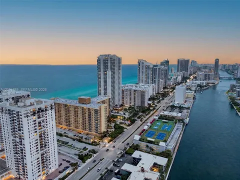 2501 S Ocean Dr #719