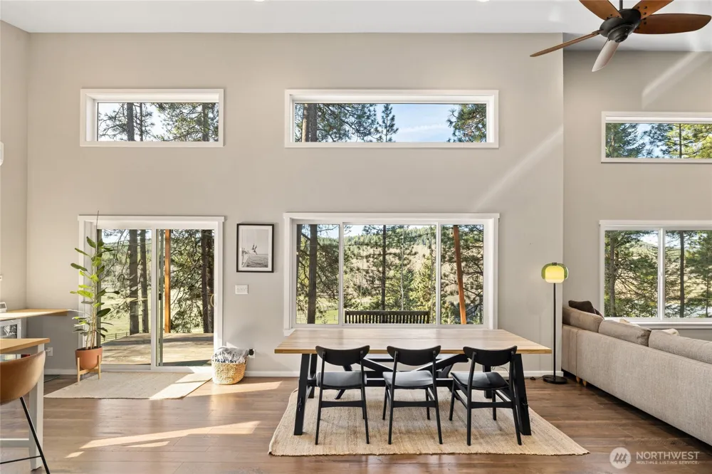 5910 Teanaway Road Cle Elum, WA 98922
