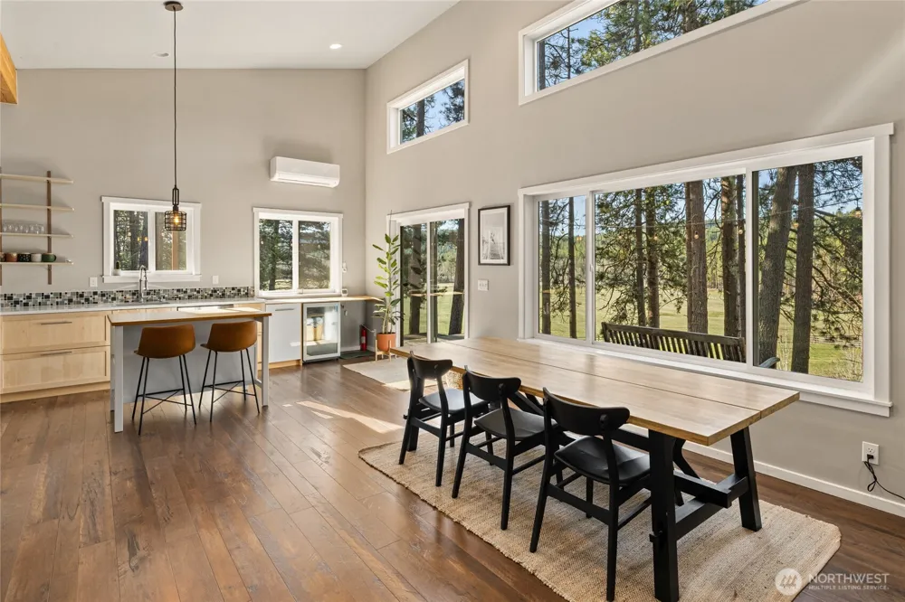 5910 Teanaway Road Cle Elum, WA 98922
