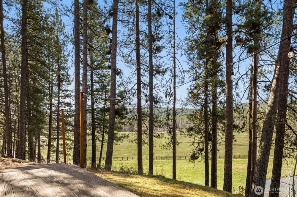 5910 Teanaway Road Cle Elum, WA 98922