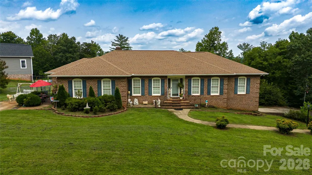 100 Oakridge Drive Morganton, NC 28655