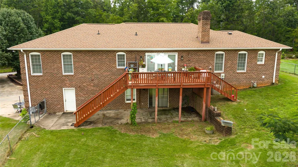 100 Oakridge Drive Morganton, NC 28655