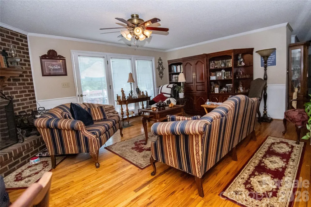 100 Oakridge Drive Morganton, NC 28655