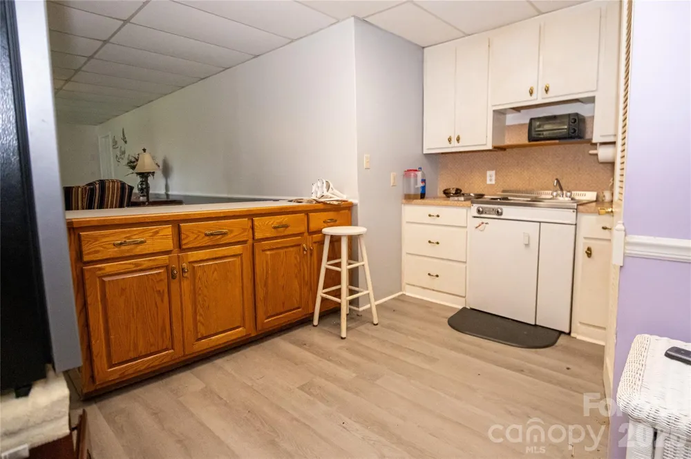 100 Oakridge Drive Morganton, NC 28655