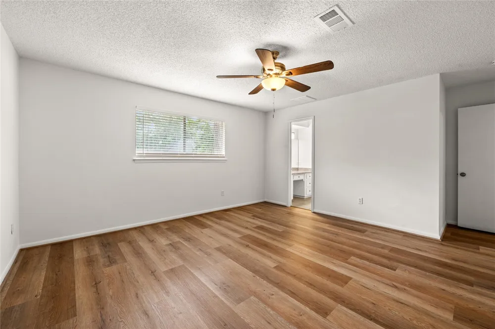 2019 Thousand Pines Drive Kingwood, TX 77339
