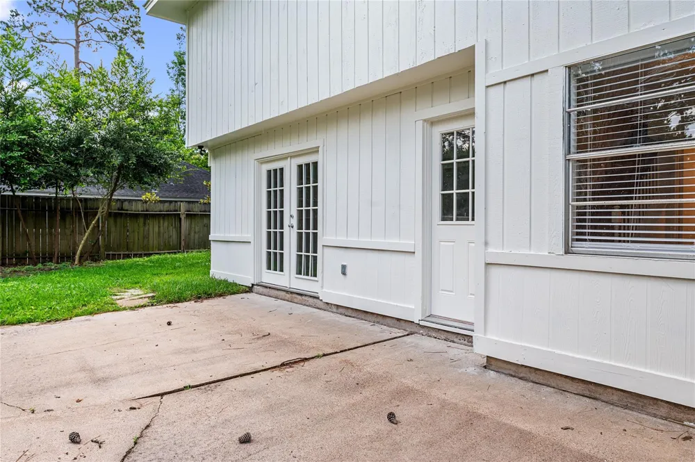 2019 Thousand Pines Drive Kingwood, TX 77339