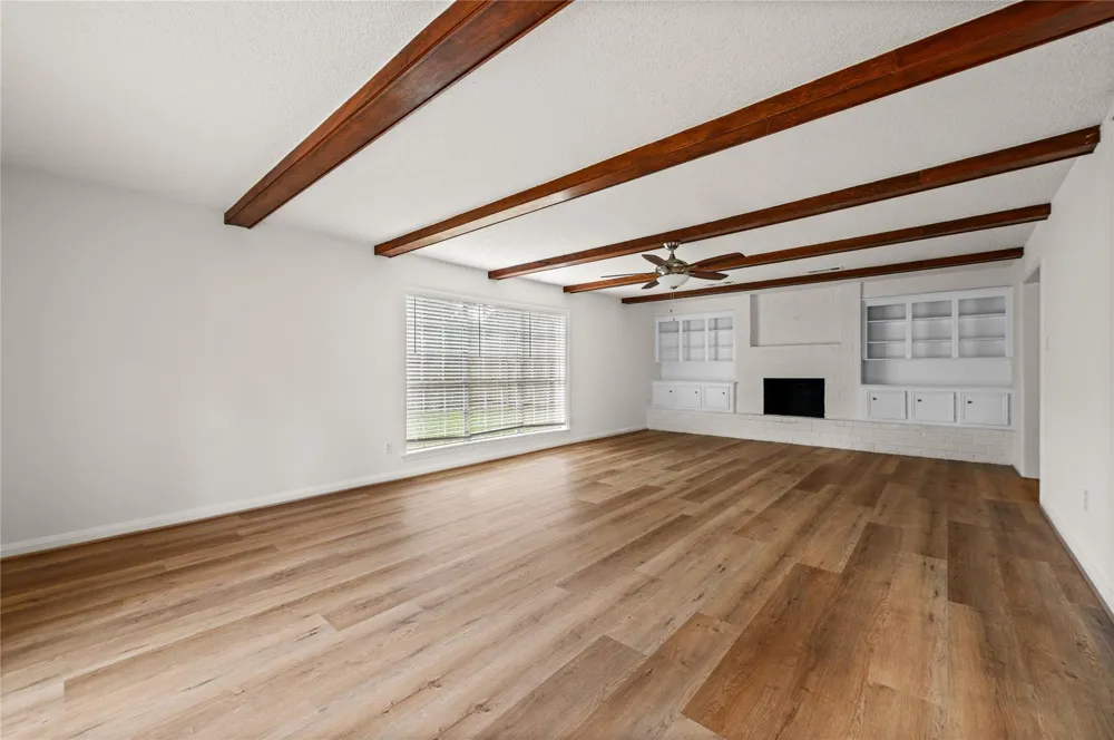 2019 Thousand Pines Drive Kingwood, TX 77339